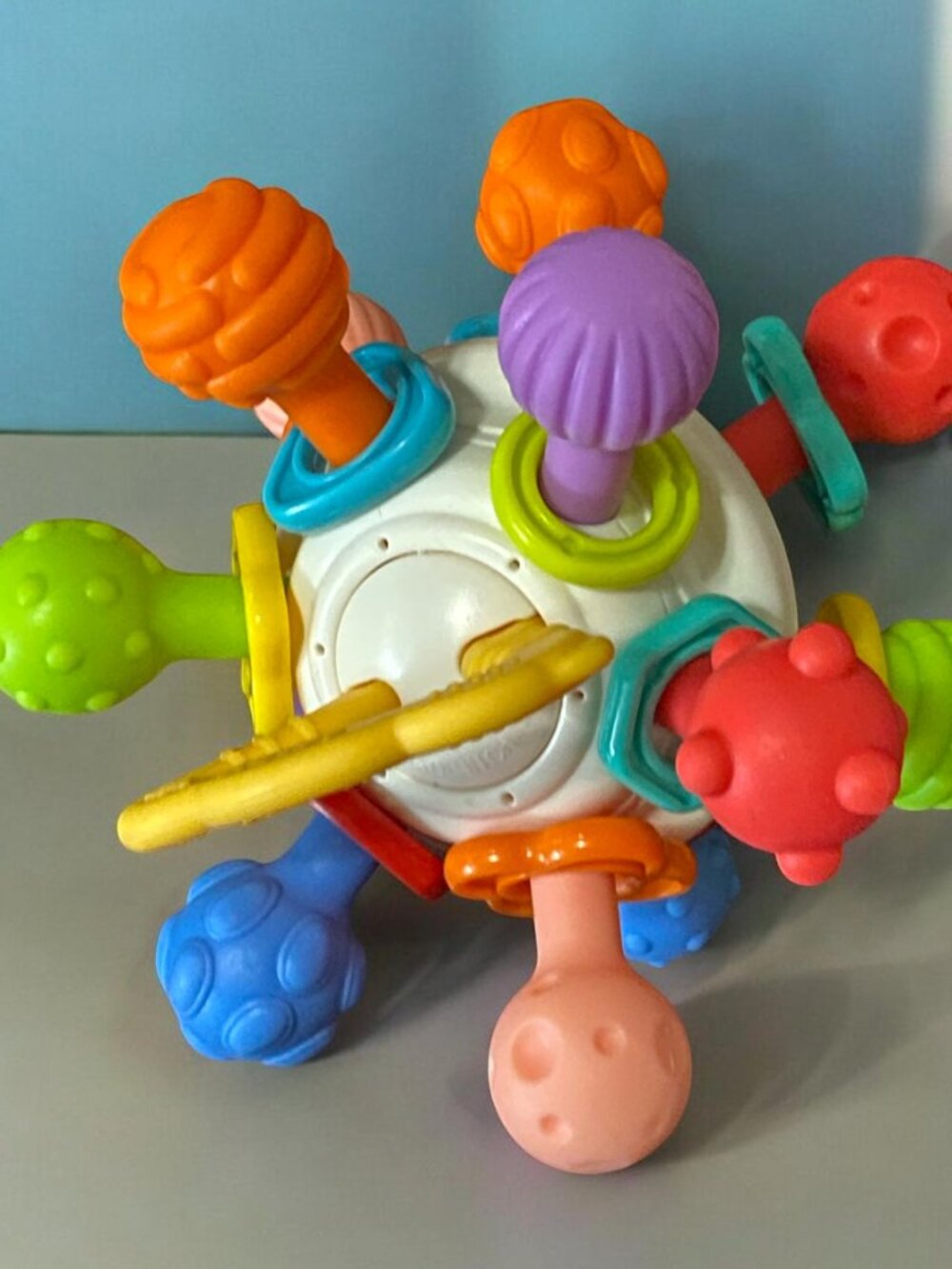 Nuby Twist Ball/Teether/Activity Toy, 3 months and up